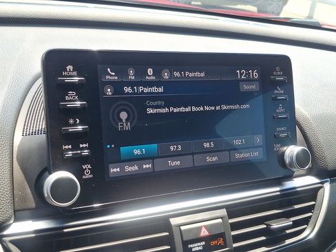 Used 2018 Honda Accord Sport image 16