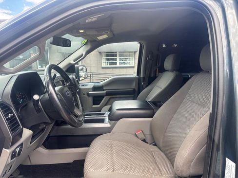 Used 2018 Ford F150 XLT w/ Equipment Group 302A Luxury AWD/4WD image 9