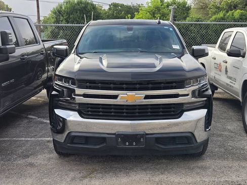 Used 2021 Chevrolet Silverado 1500 LT w/ Texas Edition Plus RWD image 2