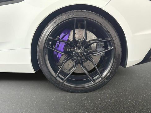 Used 2025 Chevrolet Corvette Z06 RWD image 14