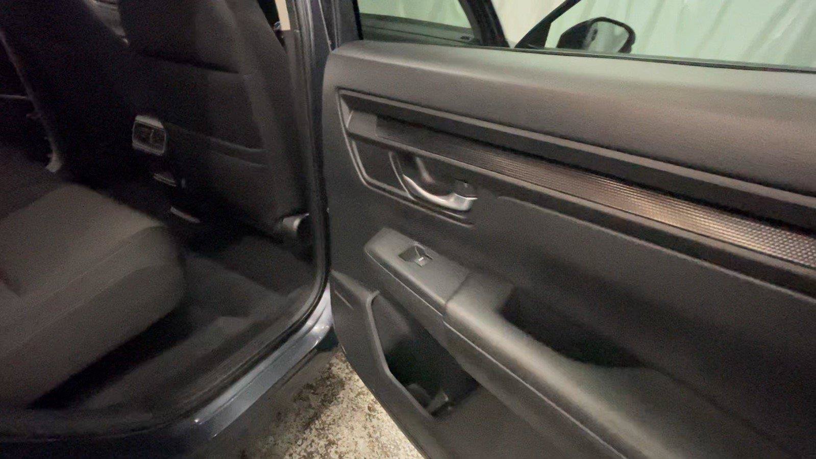 Used 2024 Honda CR-V EX image 23