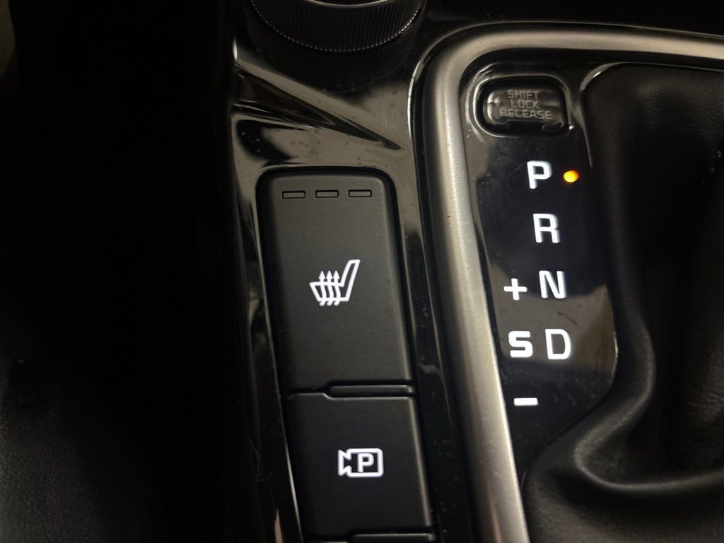 Used 2024 Kia Seltos S AWD/4WD image 15