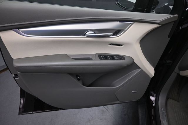 Used 2021 Cadillac XT5 Premium Luxury AWD/4WD image 14