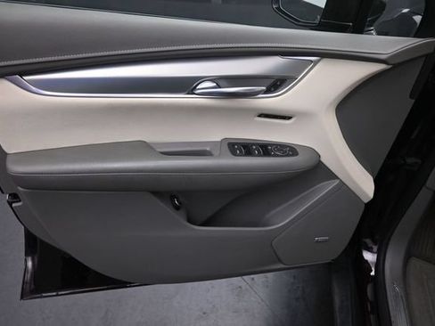 Used 2021 Cadillac XT5 Premium Luxury AWD/4WD image 14