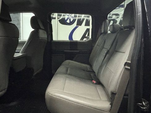 Used 2017 Ford F450 XL w/ Power Equipment Group AWD/4WD image 25