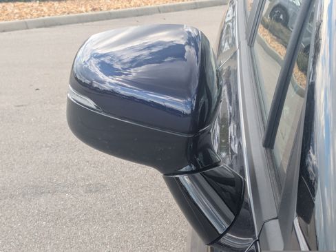 New 2026 Kia Carnival EX image 13