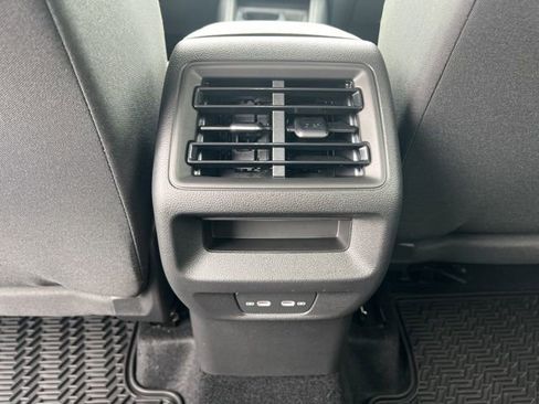 New 2026 Volkswagen Tiguan S image 9