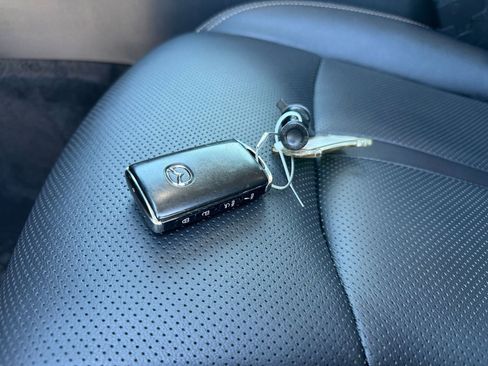 Used 2025 MAZDA CX-90 3.3 Turbo w/ Preferred Package image 21