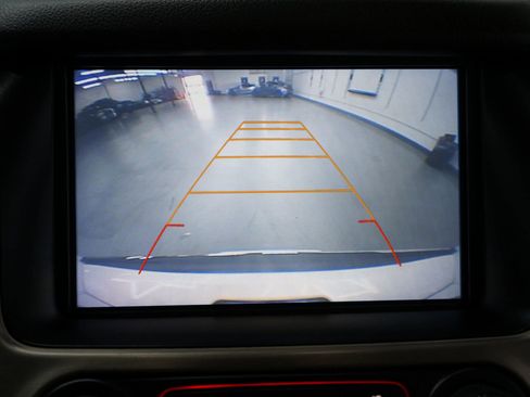 Used 2016 GMC Yukon XL Denali w/ Open Road Package image 15