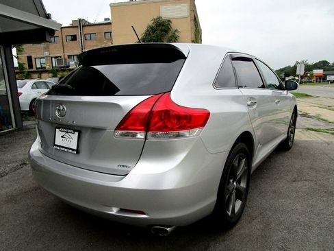 Used 2012 Toyota Venza Limited w/ Tow Pkg AWD/4WD image 8