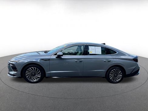 Used 2025 Hyundai Sonata SEL FWD image 14