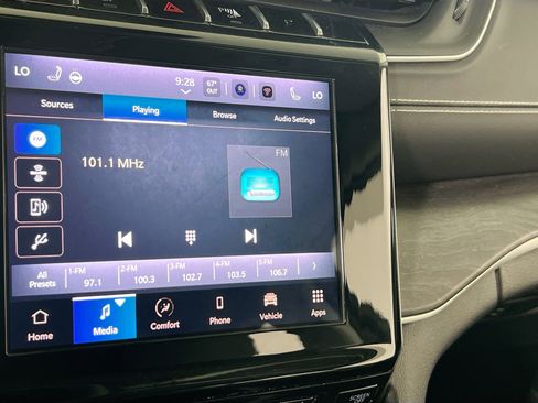 Used 2022 Jeep Grand Cherokee Limited image 13