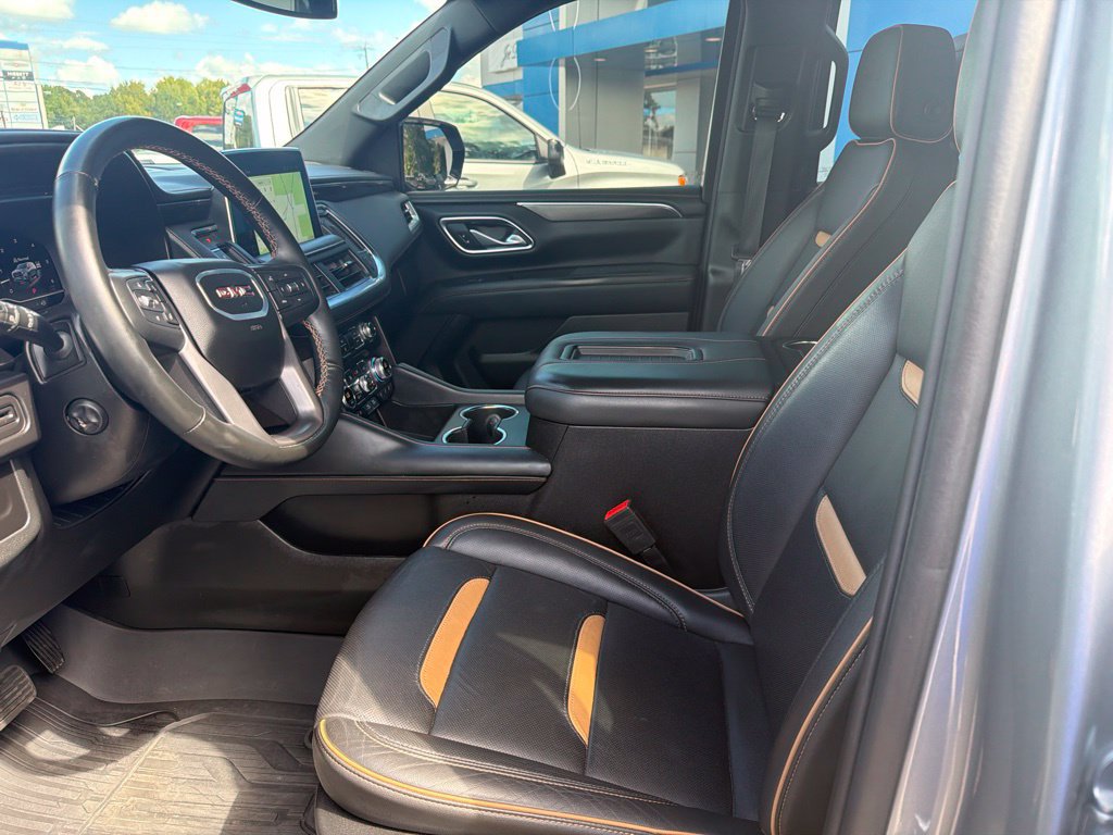 Used 2024 GMC Yukon AT4 AWD/4WD image 30