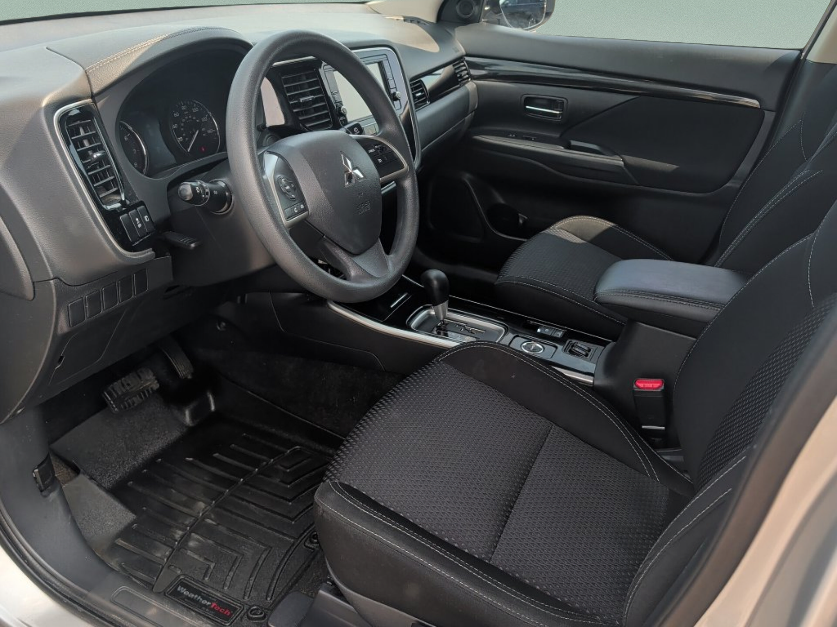 Used 2019 Mitsubishi Outlander ES AWD/4WD image 28