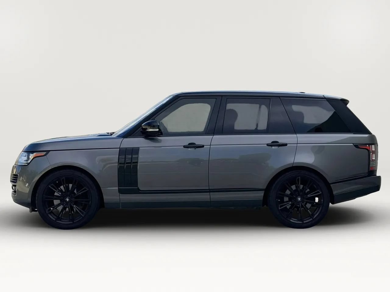 Used 2016 Land Rover Range Rover Supercharged AWD/4WD image 5