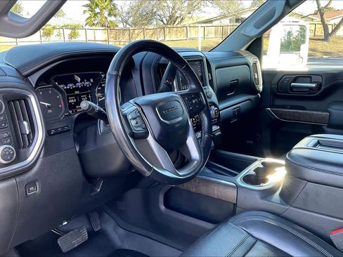 Used 2020 GMC Sierra 2500 Denali w/ Denali Ultimate Package image 16