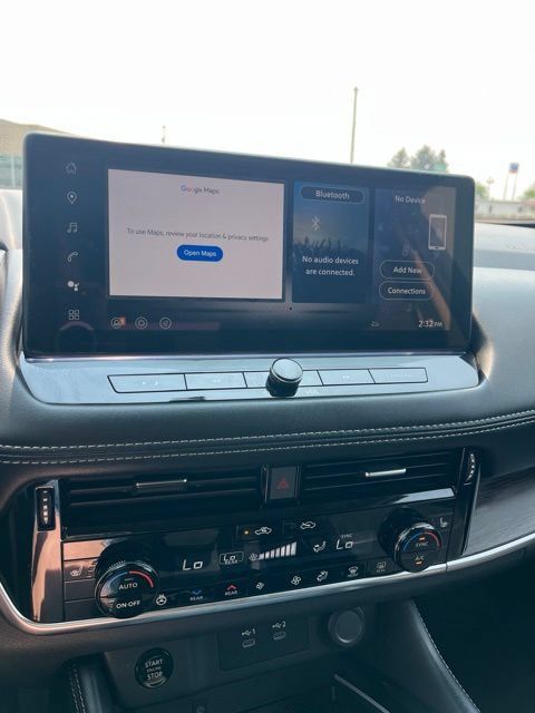 Used 2026 Nissan Rogue Platinum w/ Platinum Premium Package AWD/4WD image 36