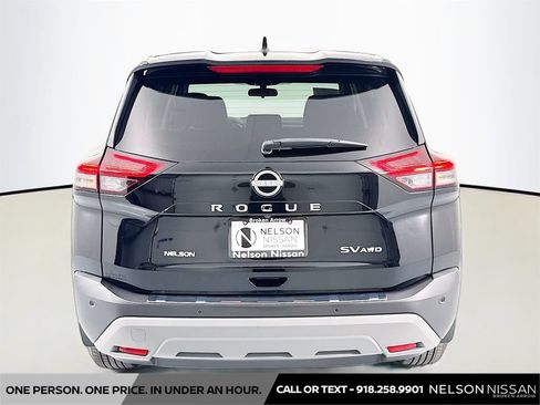 Used 2023 Nissan Rogue SV AWD/4WD image 6
