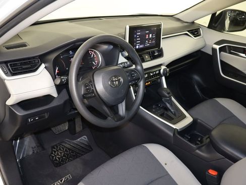 Used 2023 Toyota RAV4 XLE FWD image 25