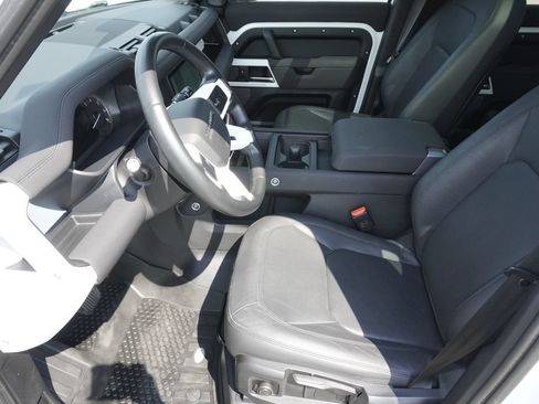 Used 2023 Land Rover Defender 110 S AWD/4WD image 19