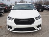 New 2024 Chrysler Pacifica Limited w/ Uconnect Theater Family Group image 3