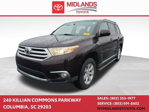Used 2012 Toyota Highlander FWD image 1