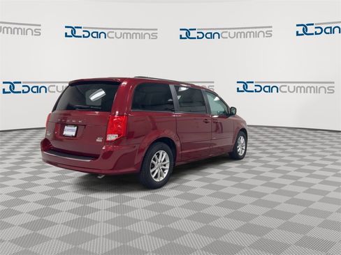 Used 2016 Dodge Grand Caravan SXT w/ Rear Park Assist Package image 8
