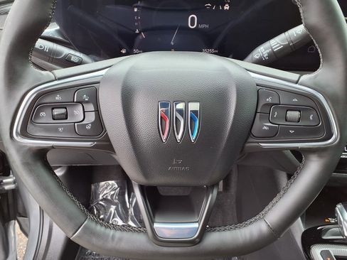Used 2024 Buick Envista Avenir FWD image 25