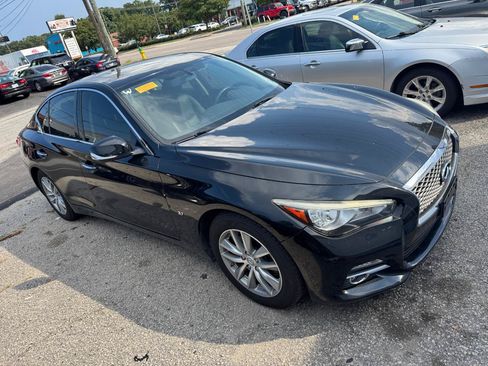 Used 2015 INFINITI Q50 AWD w/ Moonroof Package image 3