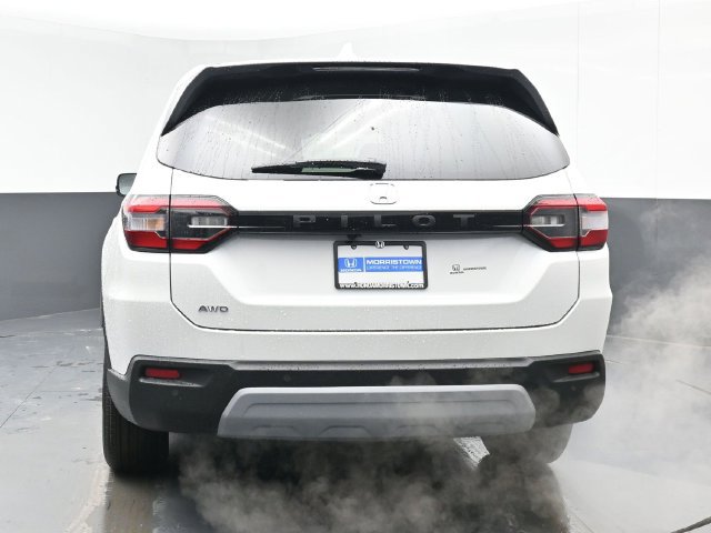 Used 2025 Honda Pilot EX-L image 13