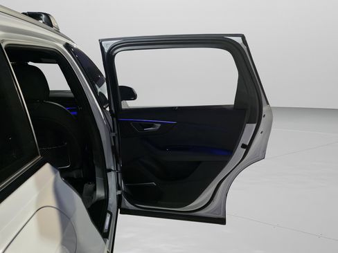 Used 2022 Audi Q7 3.0T Prestige image 28