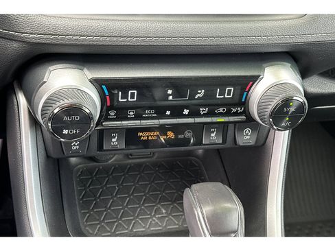 Certified 2022 Toyota RAV4 XLE Premium FWD image 23
