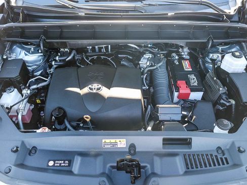 Certified 2022 Toyota Highlander XLE image 27