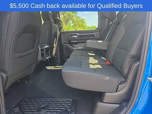 New 2026 RAM 1500 4x4 Crew Cab image 20