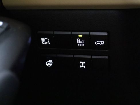 Used 2018 Lexus NX 300 AWD w/ Premium Package image 12