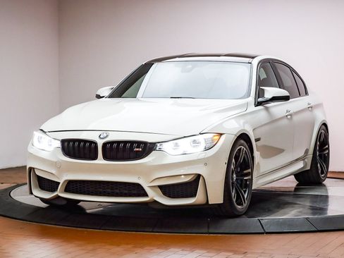 Used 2015 BMW M3 RWD image 1