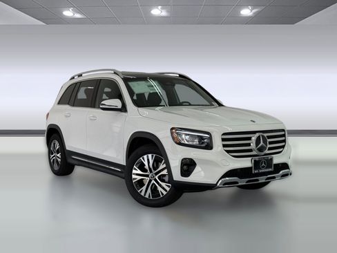 New 2026 Mercedes-Benz GLB 250 image 6