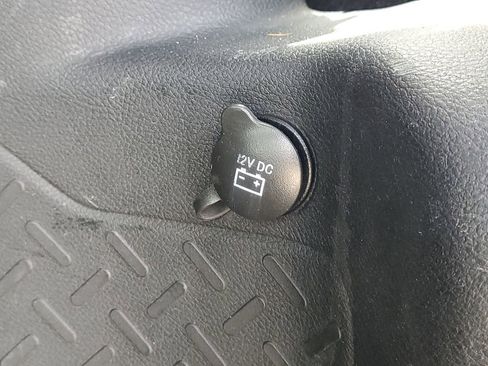 Used 2016 Jeep Wrangler Unlimited Rubicon AWD/4WD image 8