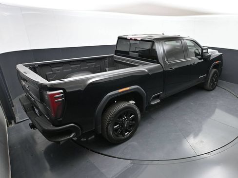 Used 2024 GMC Sierra 2500 AT4 w/ AT4 Preferred Package AWD/4WD image 41