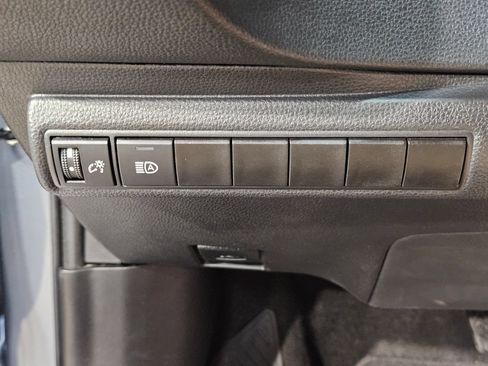 Used 2025 Toyota Corolla SE FWD image 24