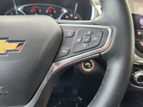 Used 2023 Chevrolet Equinox Premier FWD image 32