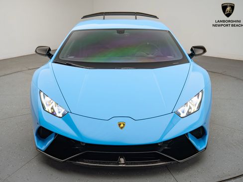 Used 2018 Lamborghini Huracan Performante image 3