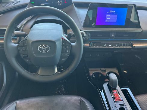 Certified 2023 Toyota Prius XLE FWD image 17