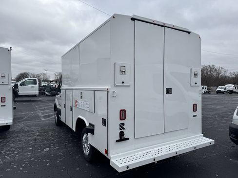 New 2026 Ford Transit 350 Base image 24