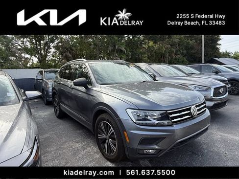 Used 2018 Volkswagen Tiguan SEL FWD image 6
