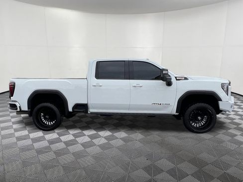 Used 2024 GMC Sierra 3500 AT4 w/ AT4 Premium Plus Package image 7