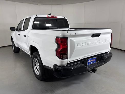 Used 2024 Chevrolet Colorado W/T w/ WT Convenience Package II RWD image 6