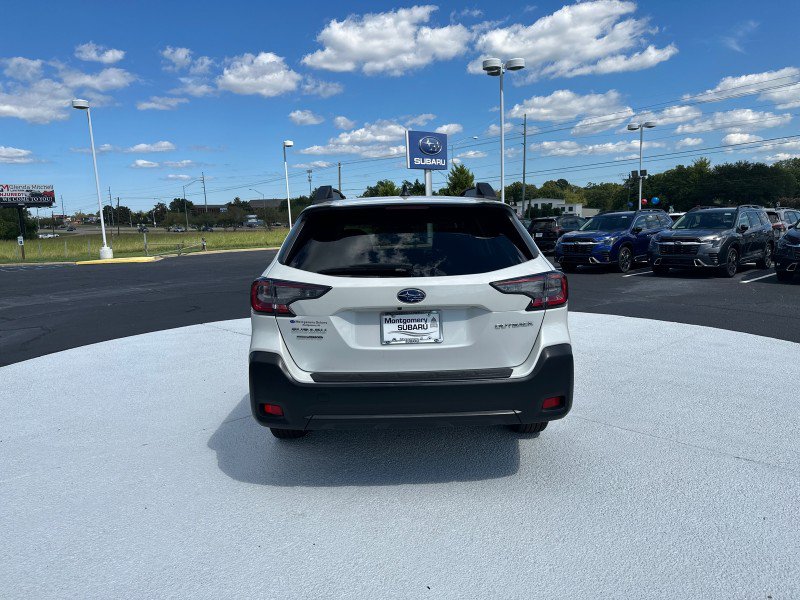 Certified 2024 Subaru Outback Premium AWD/4WD image 6