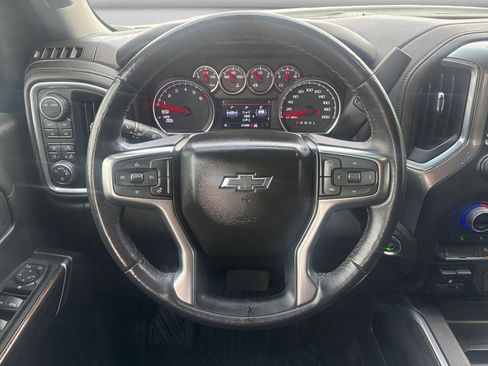 Used 2021 Chevrolet Silverado 1500 RST image 12