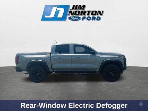 Used 2024 Chevrolet Colorado Trail Boss w/ Advanced Trailering Package AWD/4WD image 12
